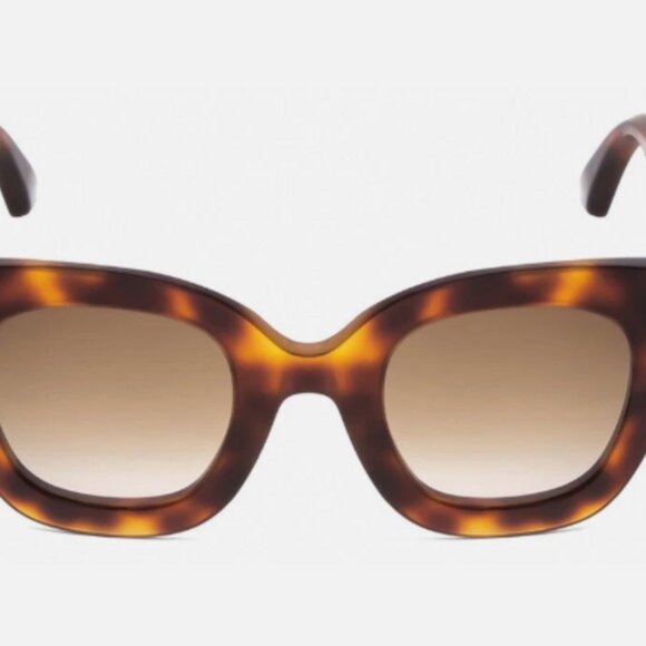 GUCCI GG0208S Oversized Designer Sunglasses Tortoise Havana Gold/Brown 49mm - Picture 3 of 3